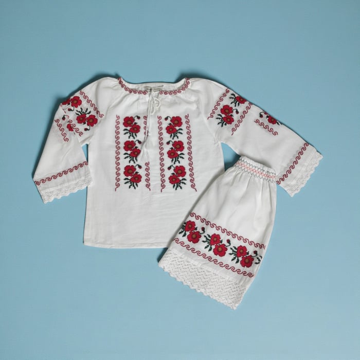 Compleu traditional fetite Eliana 3 [3]