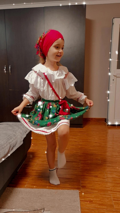 Compleu traditional Ioana 9 [3]