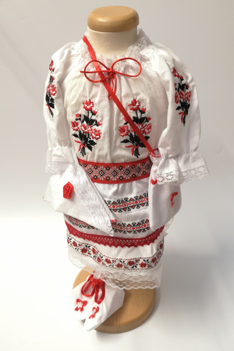 Compleu traditional Ioana 12 [3]