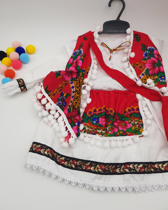 Compleu traditional Ioana 5 [2]