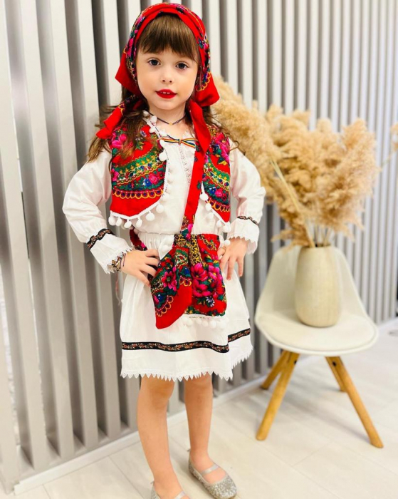 Compleu traditional Ioana - de la 1 la 10 ani [2]