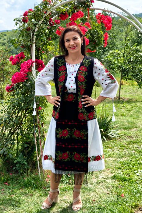 Costum Rochie Vesta Brau si 2 Fote Minodora