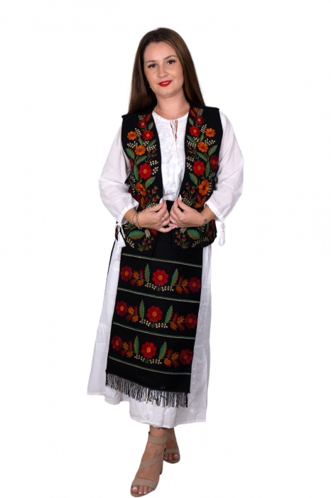 Costum Traditional Vesta si 2 Fote brodate Angi 3 [2]