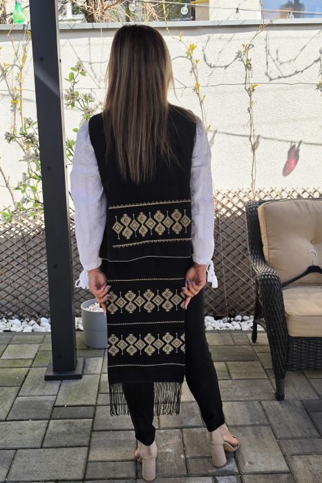 Costum Traditional Vesta si Fote Olguta 4 [2]