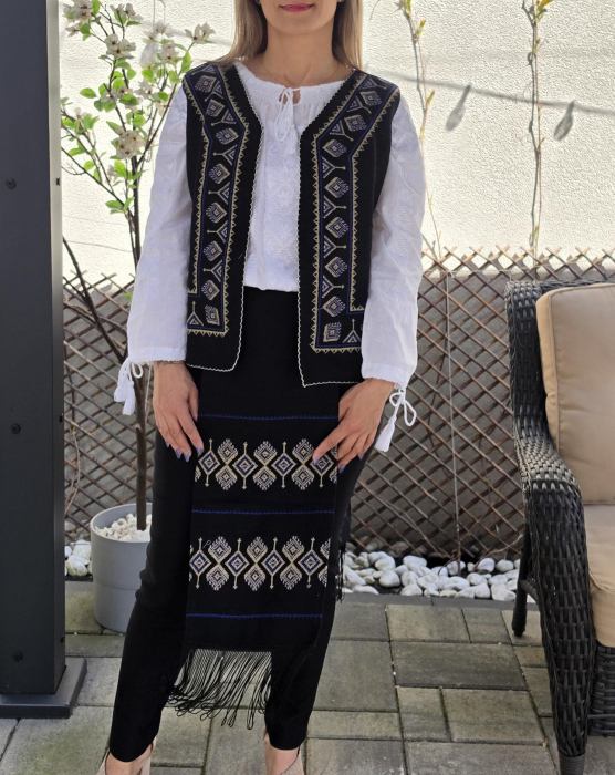 Costum Traditional Vesta si Fote Olguta 6 [2]