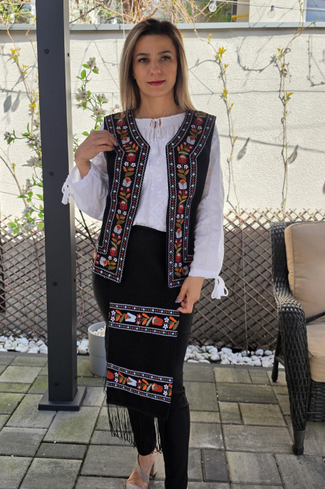 Costum Traditional Vesta si Fote Suzi [4]