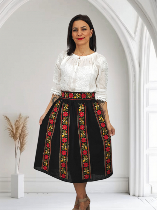Fusta stilizata cu motive traditionale Filipa 3 [2]