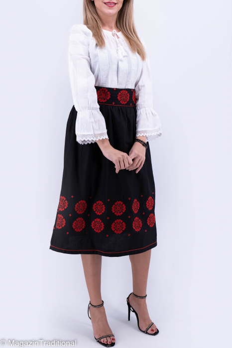 Fusta stilizata cu motive traditionale Ofelia 5 [3]