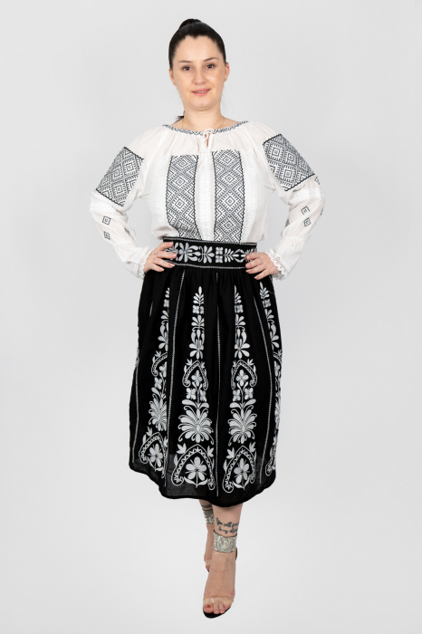 Fusta stilizata cu motive traditionale Tatiana 3 [2]