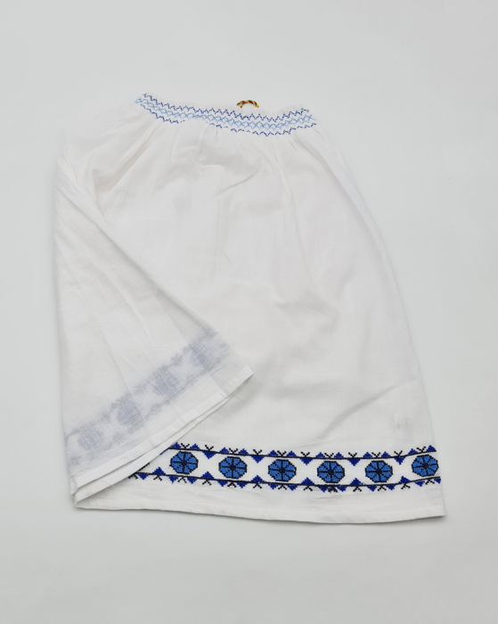 Fusta traditionala fetite 3 [2]