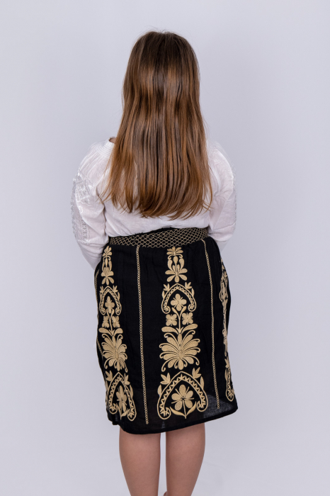 Fusta traditionala fetite Tania [3]