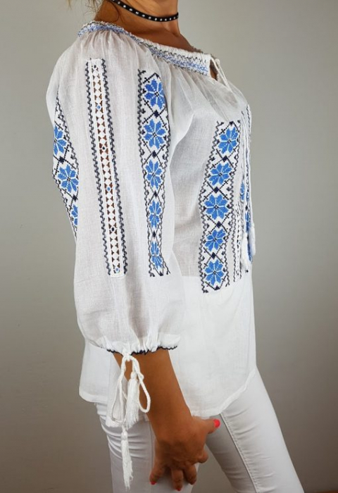 Ie Traditionala Adriana 3 [3]