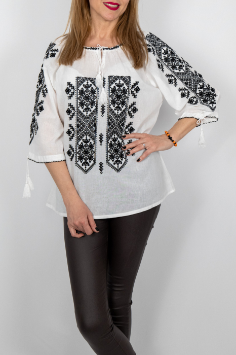 Ie Traditionala Dalia [2]