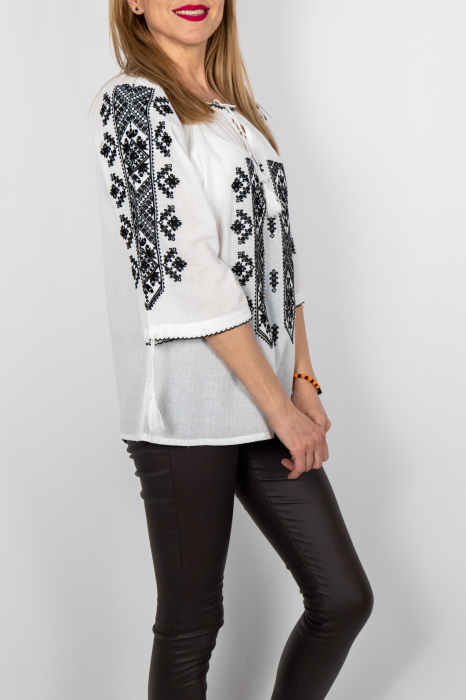 Ie Traditionala Dalia [3]