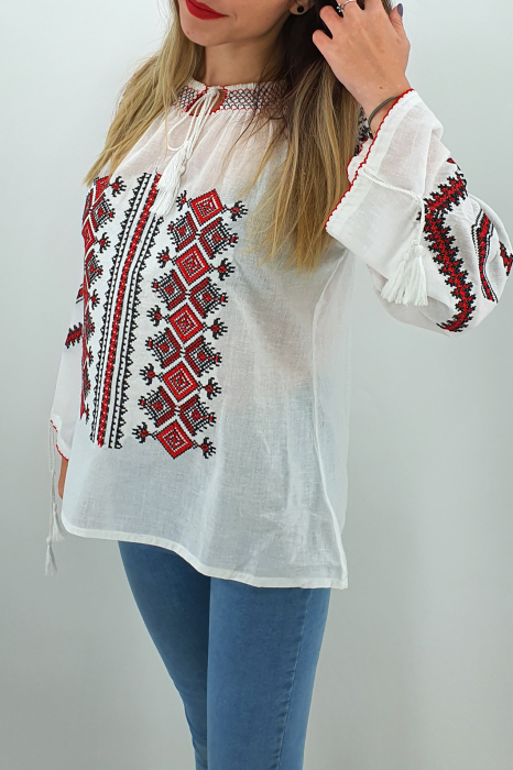 Ie Traditionala Anica [4]