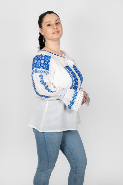 Ie Traditionala Anisa 3 [3]