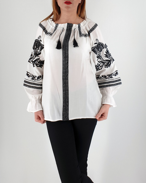 Ie Traditionala Dragana [3]