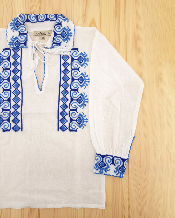 Ie traditionala Baieti Mircea 2 [2]