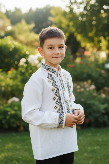 Ie traditionala baieti  Robert 2 [1]