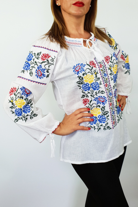 Ie Traditionala Lori [3]