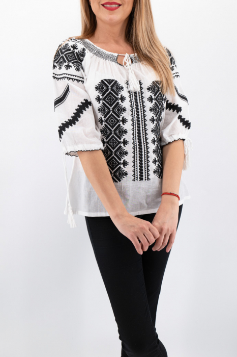 Ie Traditionala Bety 4 [3]