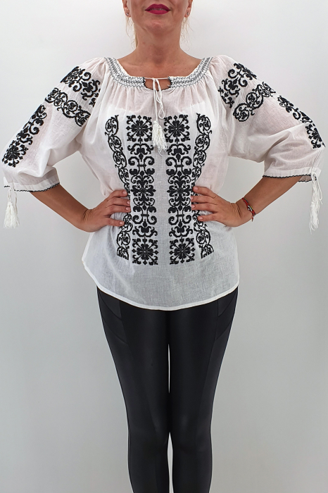 Ie Traditionala Blandiana [3]