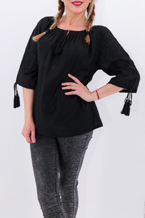 Ie Traditionala Calinda 5 [3]