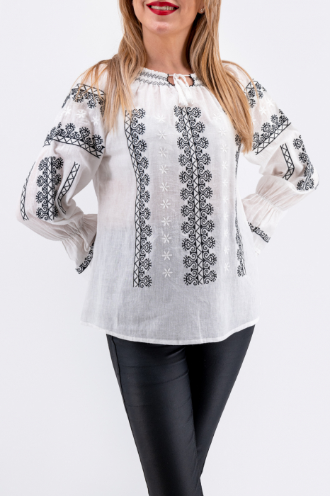 Ie Traditionala Camelia 18 [5]