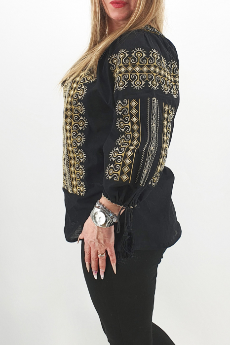 Ie Traditionala Camelia 8 [2]