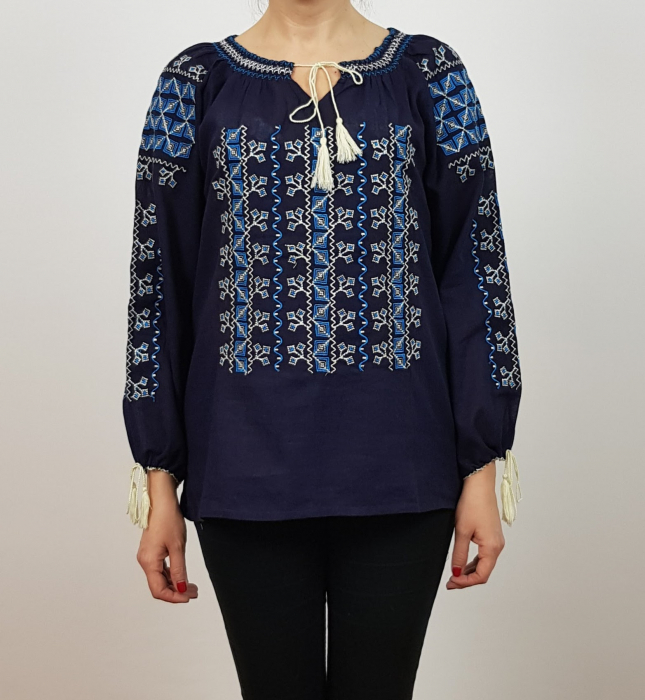 Ie Traditionala Carmen 2 [2]