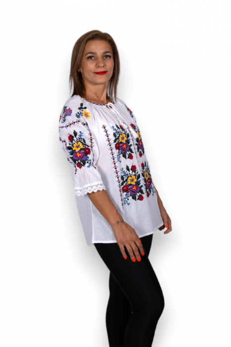 Ie Traditionala Adelaida - Marime Mare [3]