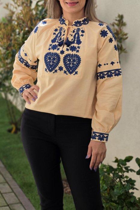 Ie Traditionala Casandra [4]