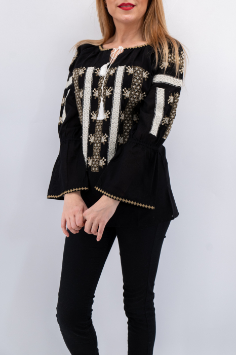 Ie Traditionala Catalina 15 [4]