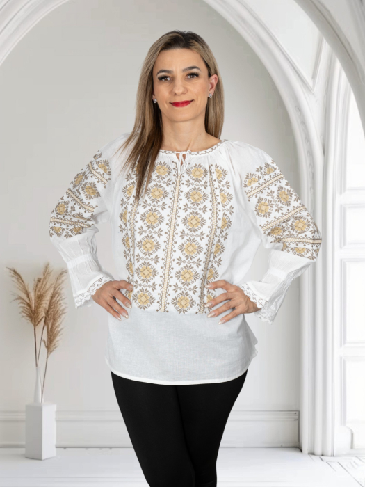 Ie Traditionala Cecilia 11 [2]