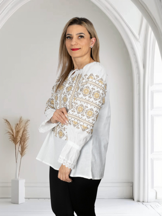 Ie Traditionala Cecilia 11 [4]