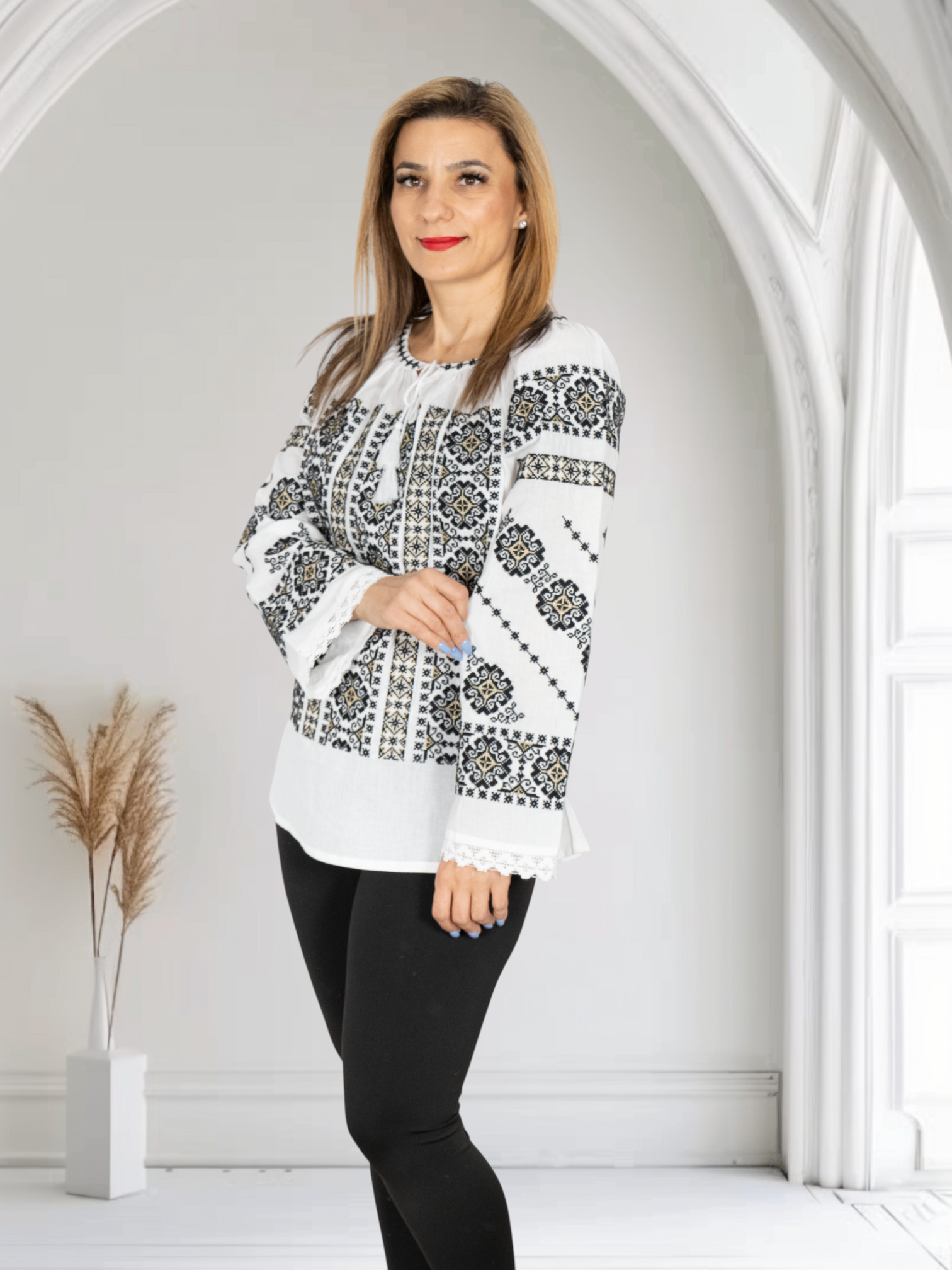 Ie Traditionala Cecilia 9 [4]