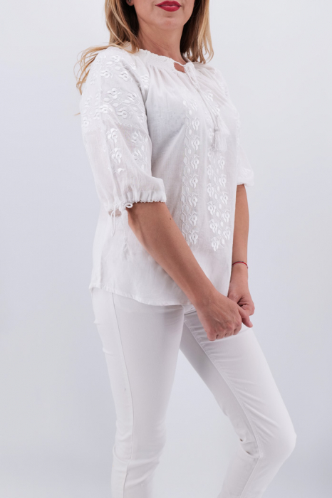 Ie Traditionala Codruta 11 [2]