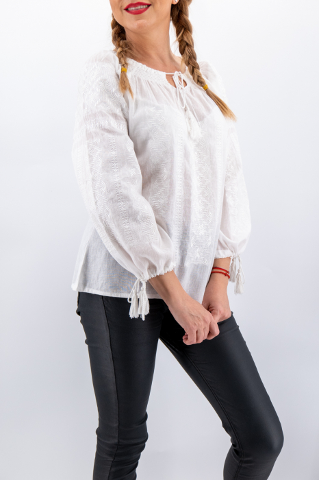 Ie Traditionala Codruta 15 [4]