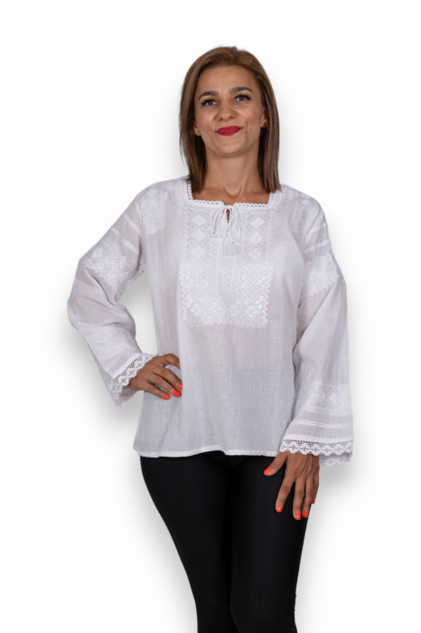 Ie Traditionala Codruta 37 [2]