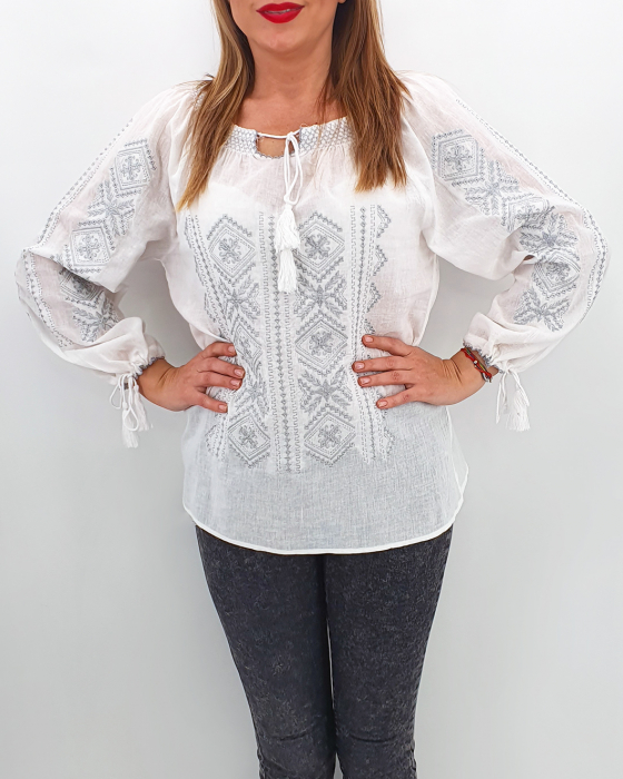 Ie Traditionala Codruta 5 [3]