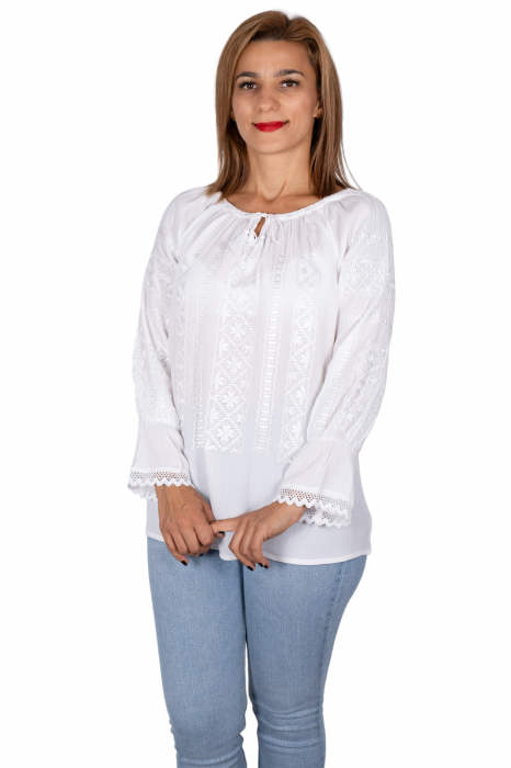 Ie Traditionala Codruta 47 [3]