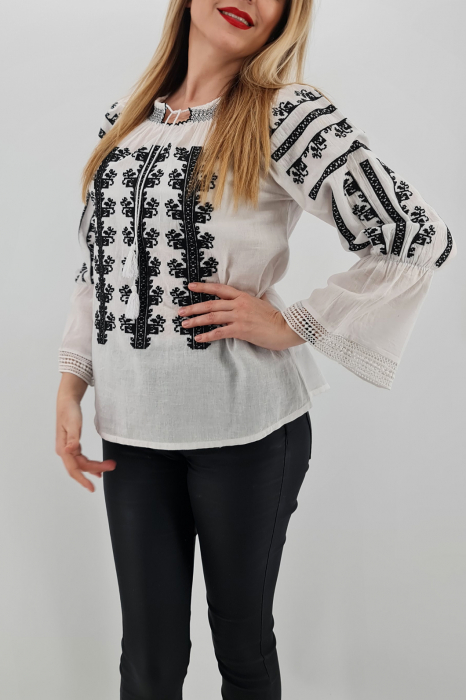 Ie Traditionala Corina 12 [2]