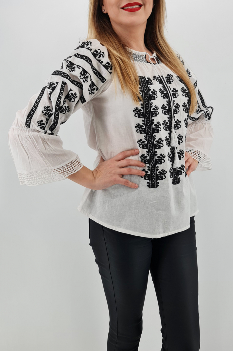 Ie Traditionala Corina 12 [3]