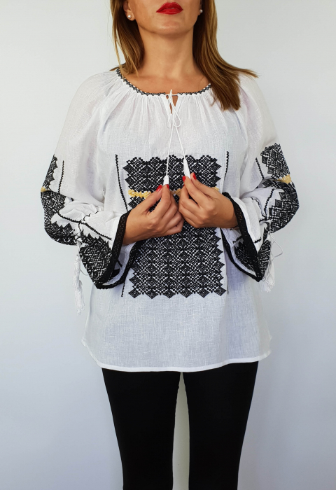 Ie Traditionala Corina 2 [4]