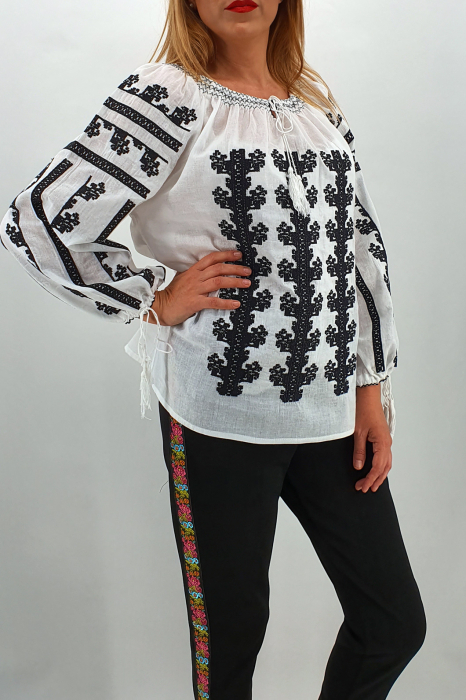 Ie Traditionala Corina 9 [2]