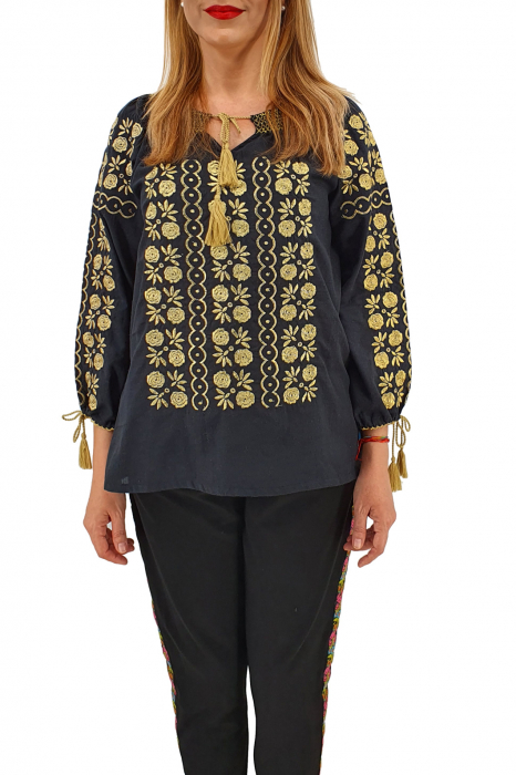 Ie Traditionala Calinda [3]