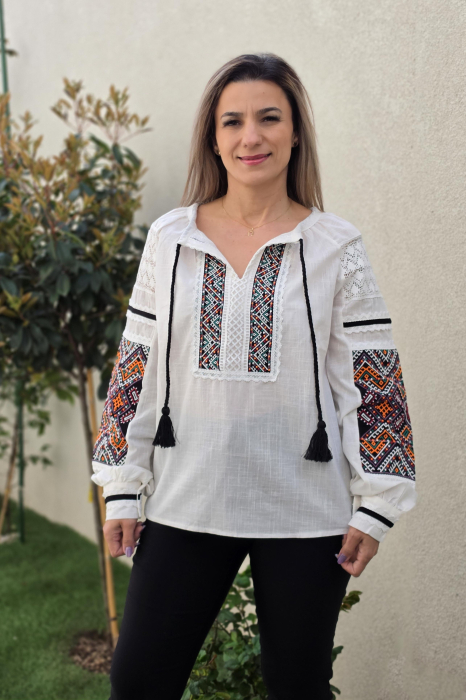 Ie Traditionala Doina [2]