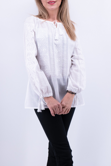 Ie Traditionala cu Codruta 22 [2]