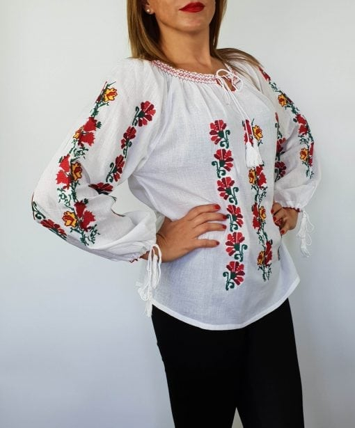 Ie Traditionala Iuliana [3]