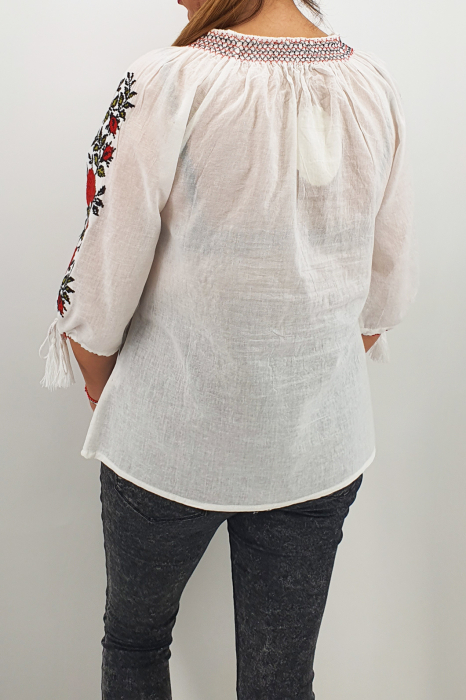 Ie Traditionala Elvira 4 [4]